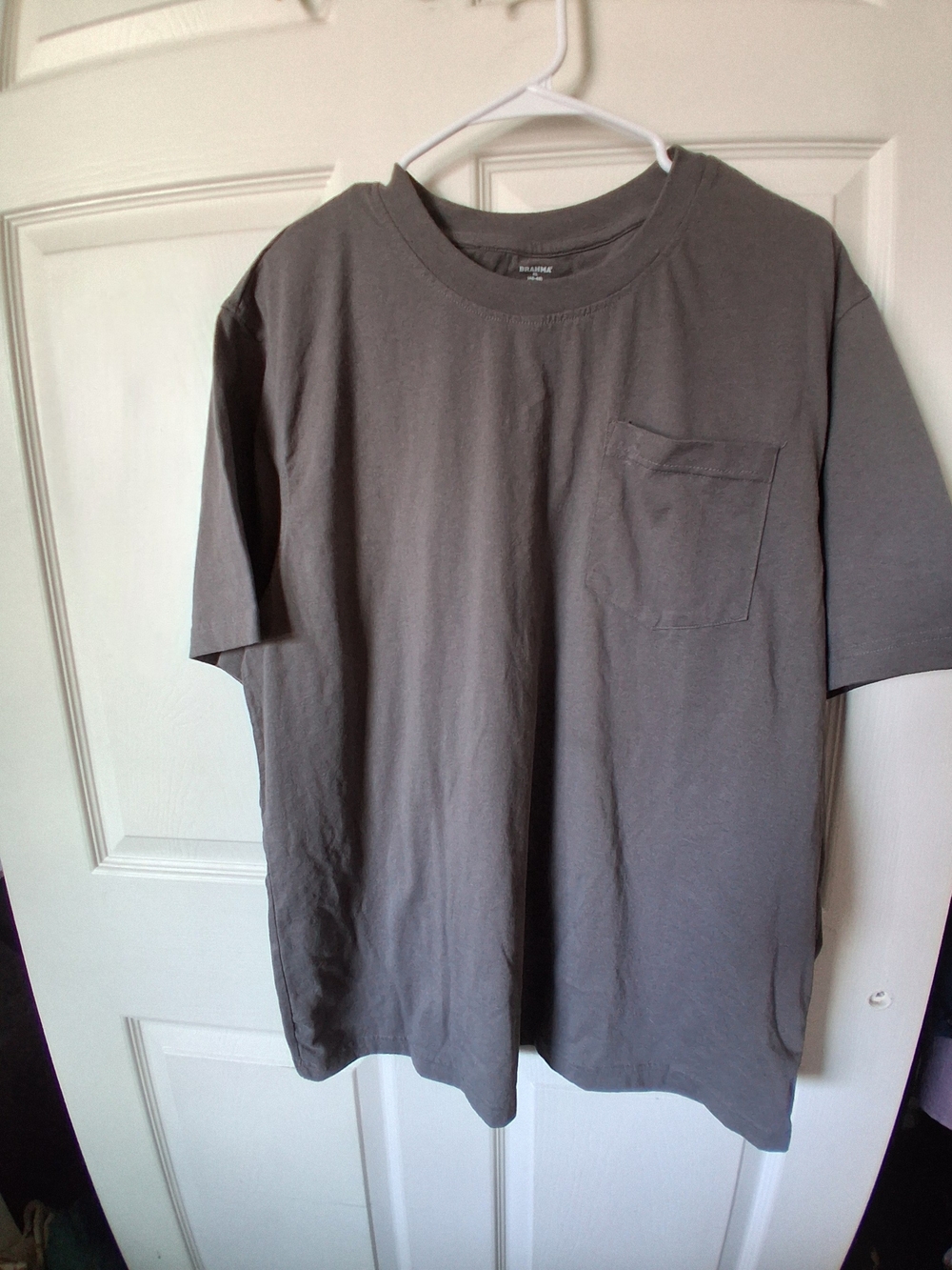 Brahma Short Sleeve Pocket Tee in Charcoal Gray